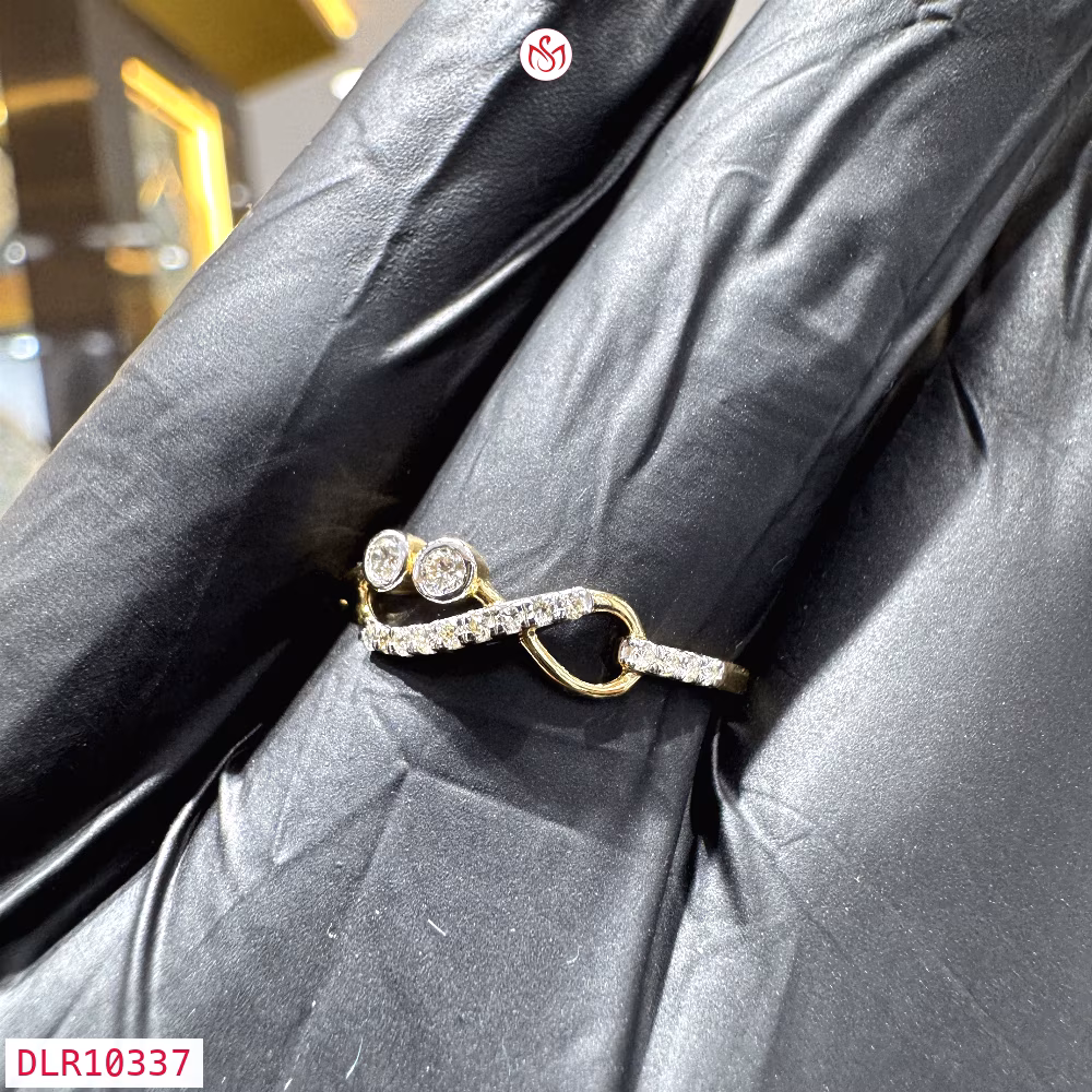 Diamond Women Ring - DLR10337