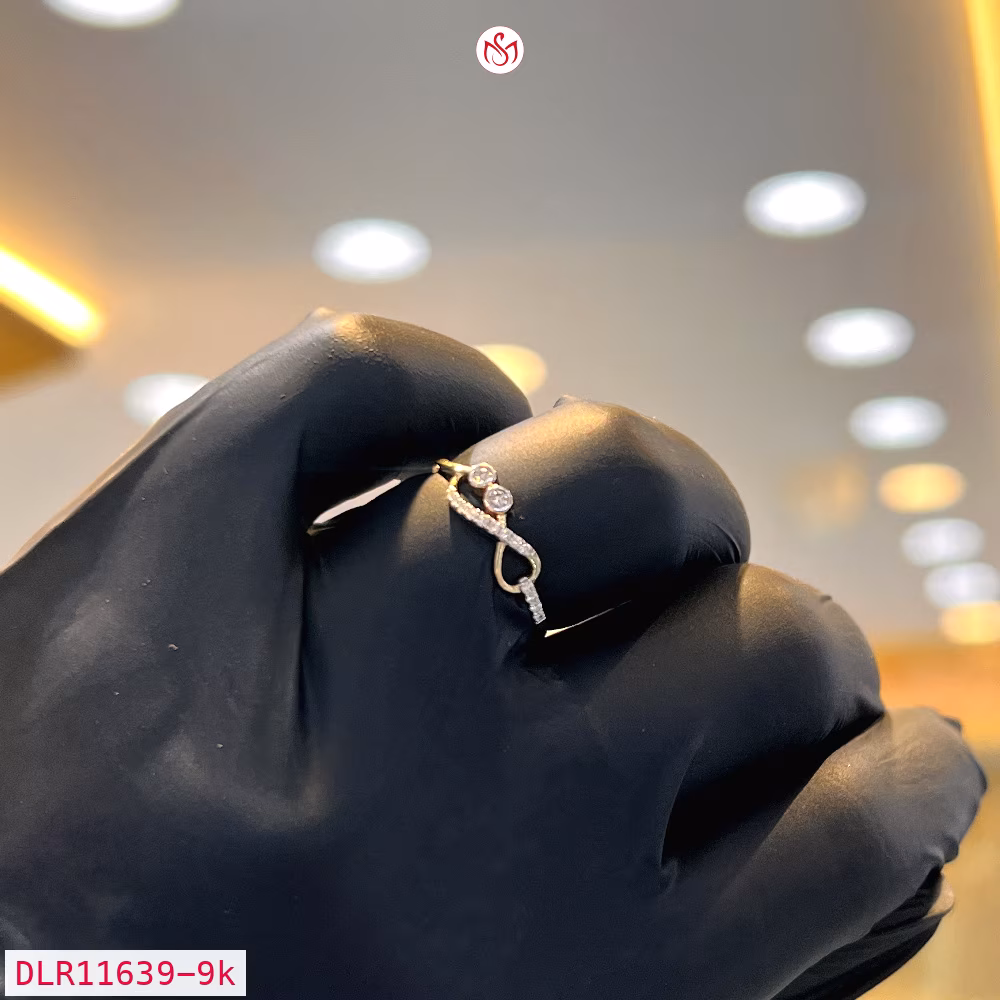 Diamond Women Ring - DLR11639