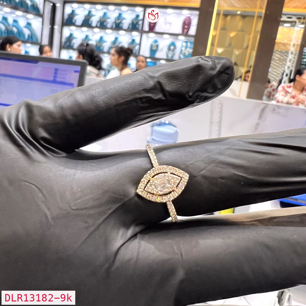 Diamond Women Ring - DLR13182