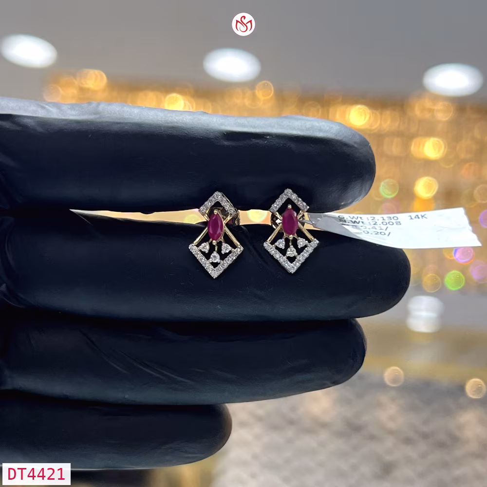 Diamond Women Earring - DT4421