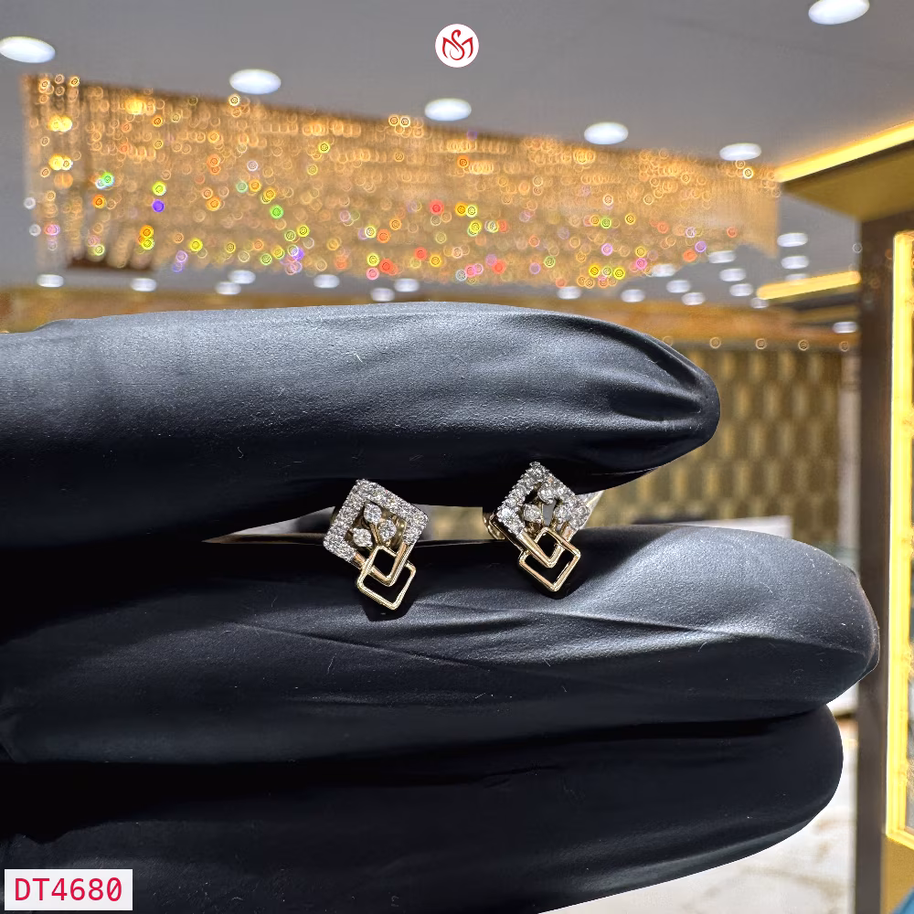 Diamond Women Earring - DT4680