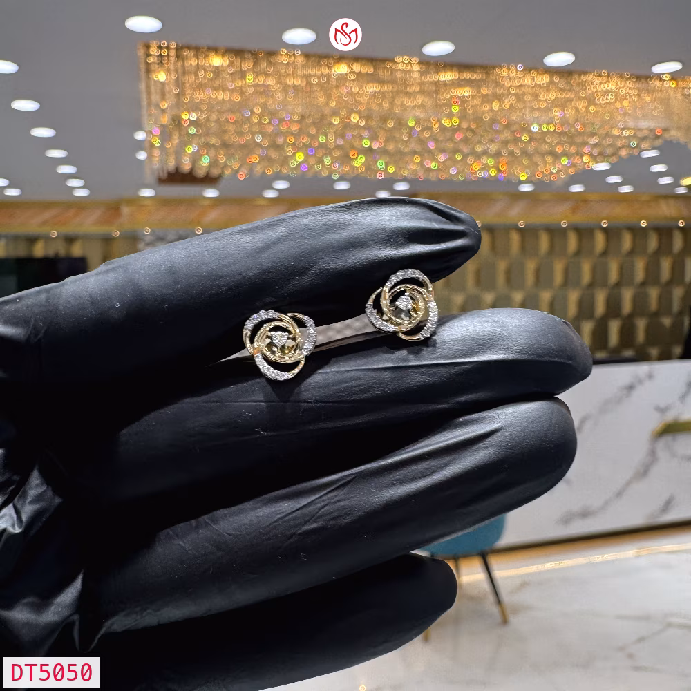 Diamond Women Earring - DT5050