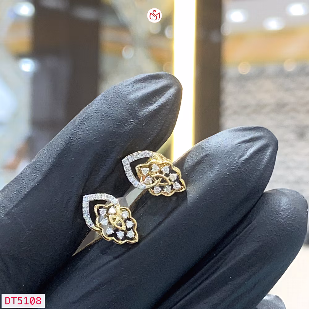 Diamond Women Earring - DT5108