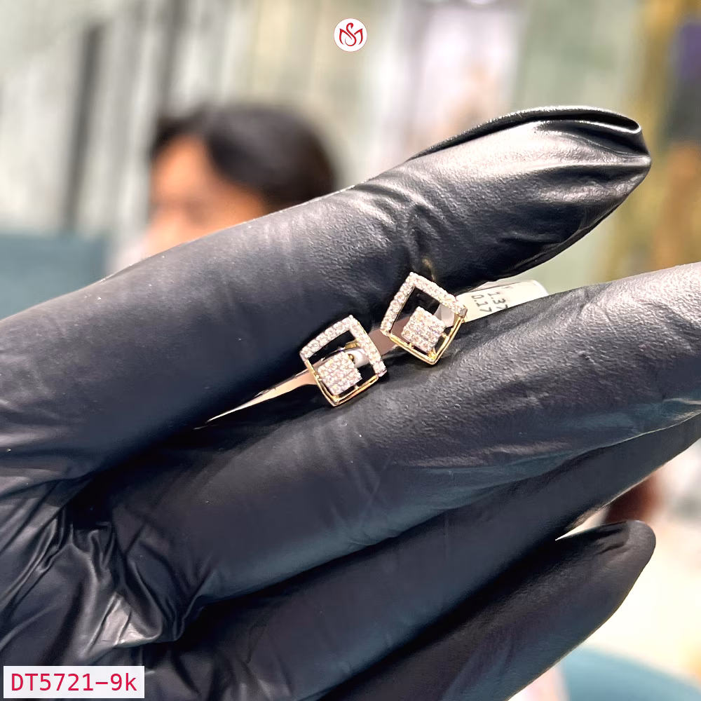 Diamond Women Earring - DT5721