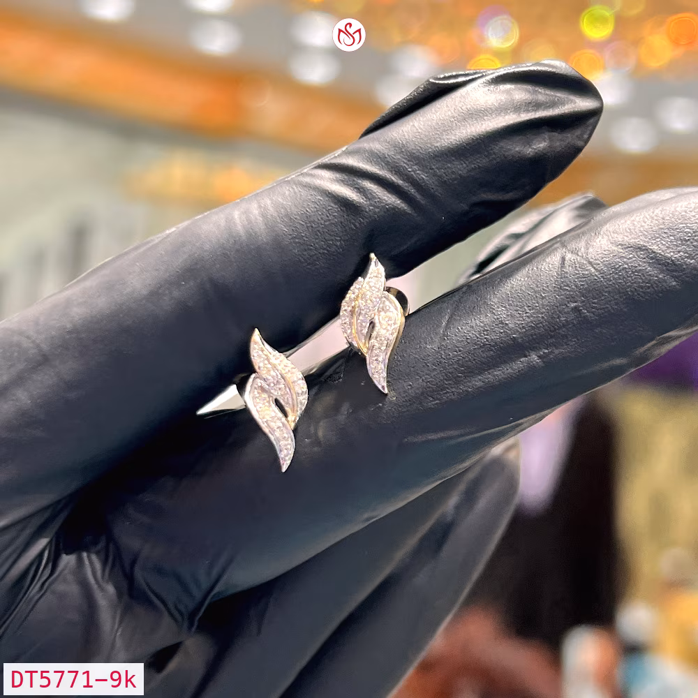 Diamond Women Earring - DT5771