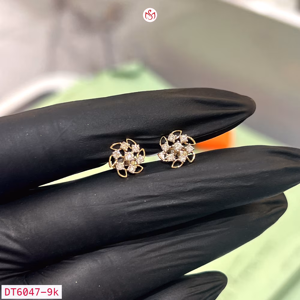 Diamond Women Earring - DT6047