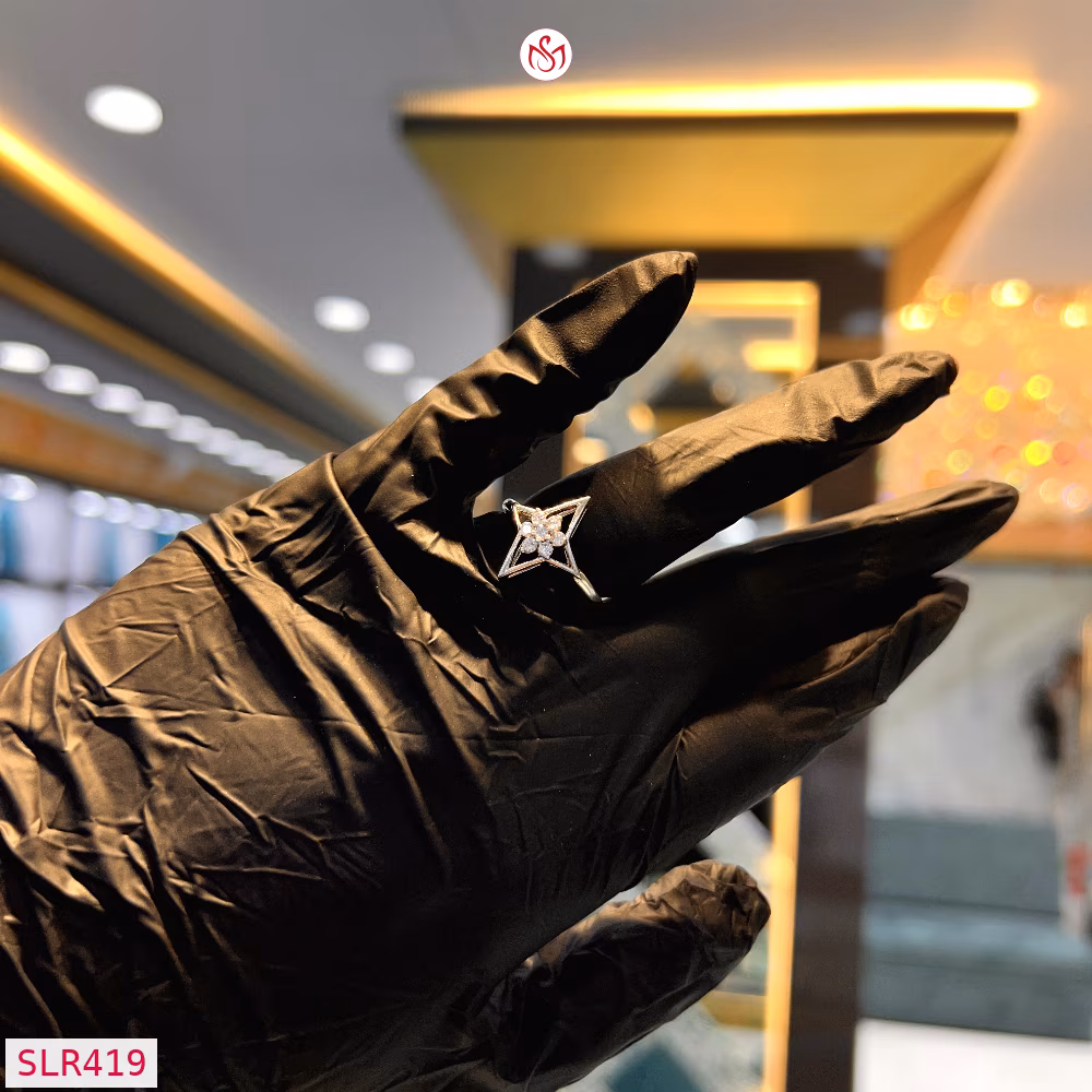 Silver Women Ring - SLR419