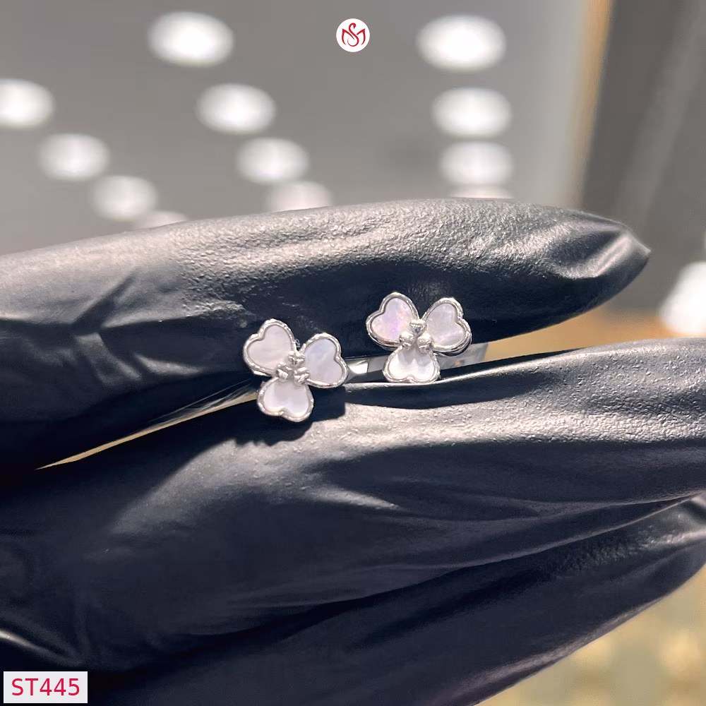 Silver Women Earring - ST445