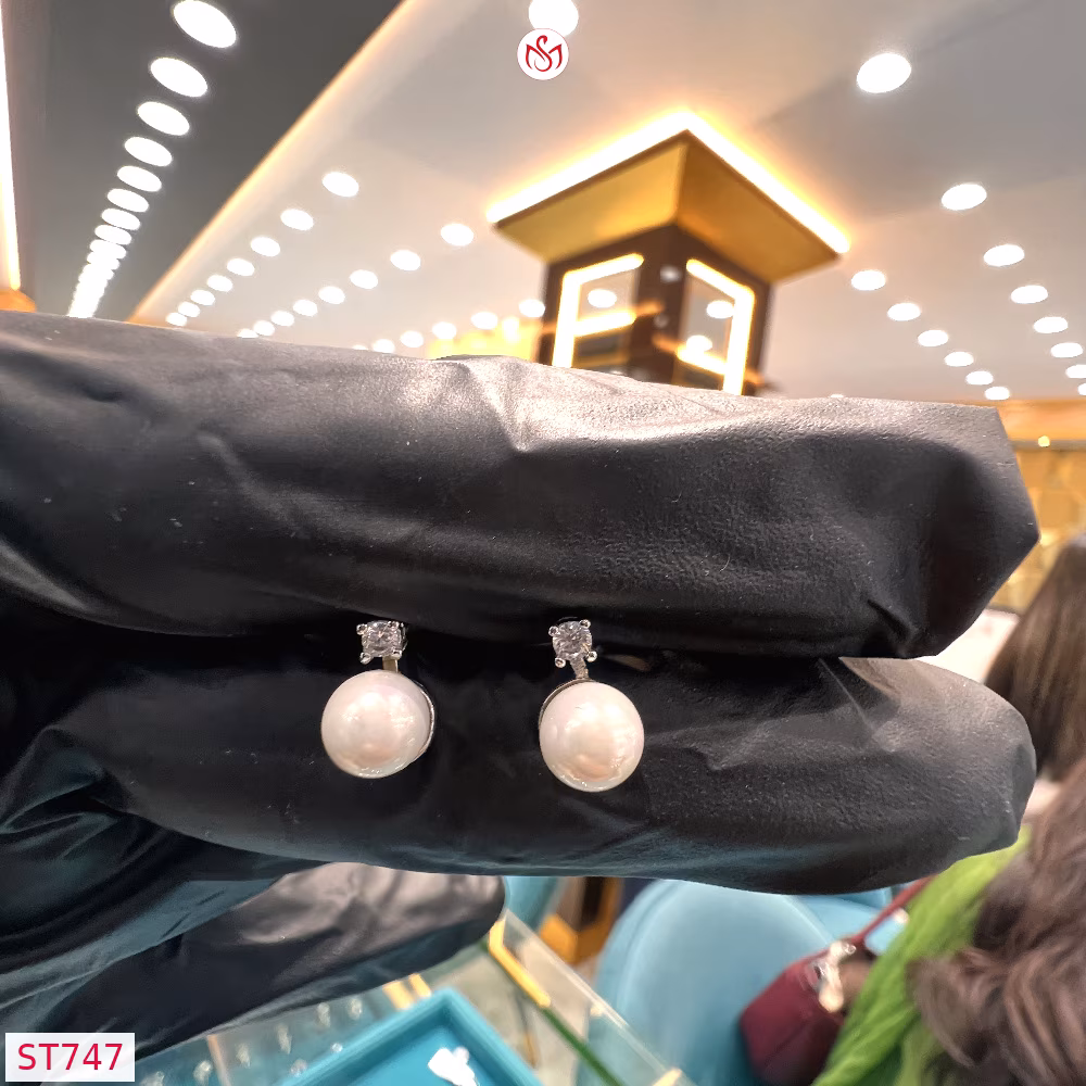 Silver Women Earring - ST747