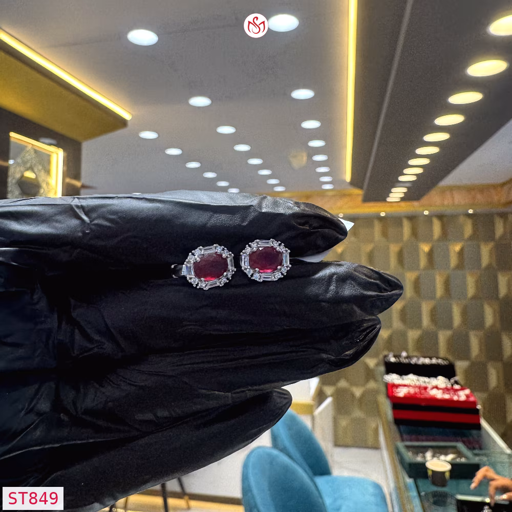 Silver Women Earring - ST849